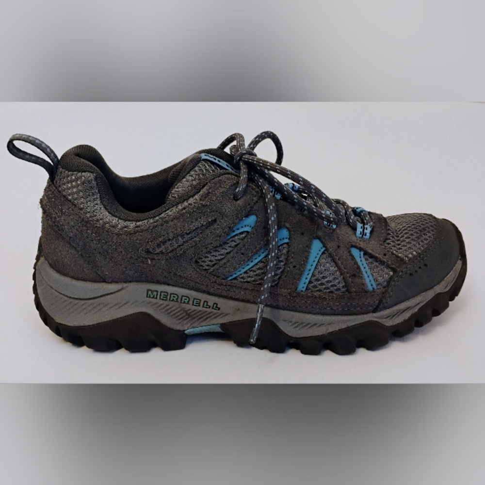Women's Merrell Moab 3 hiking shoes sz 8